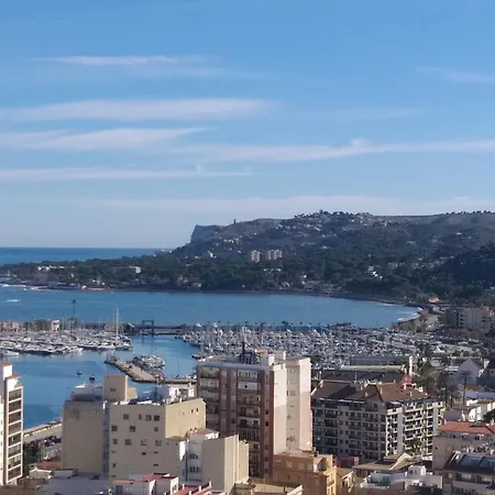 La Riviera Bajo Esquina- Serviden شقة دينايا