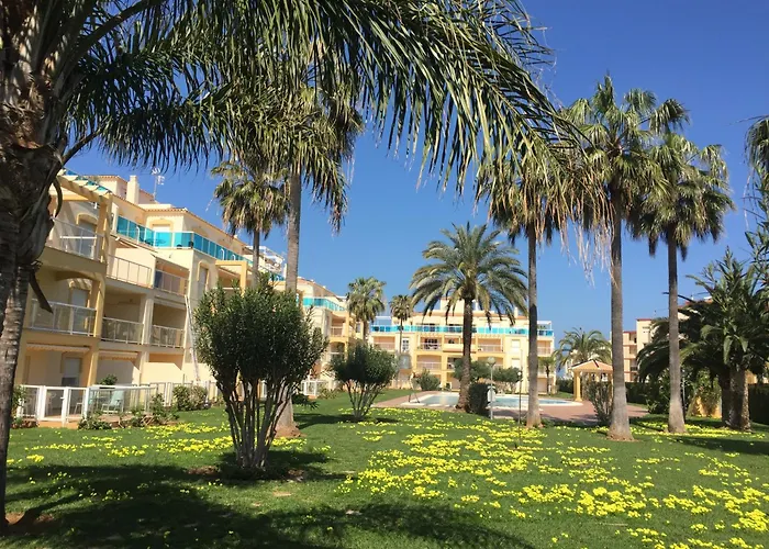 La Riviera Bajo Esquina- Serviden * دينايا