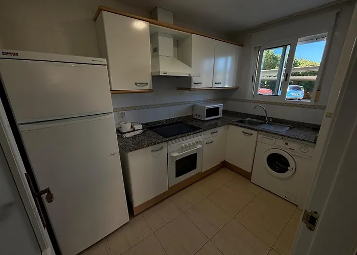 La Riviera Bajo Esquina- Serviden *